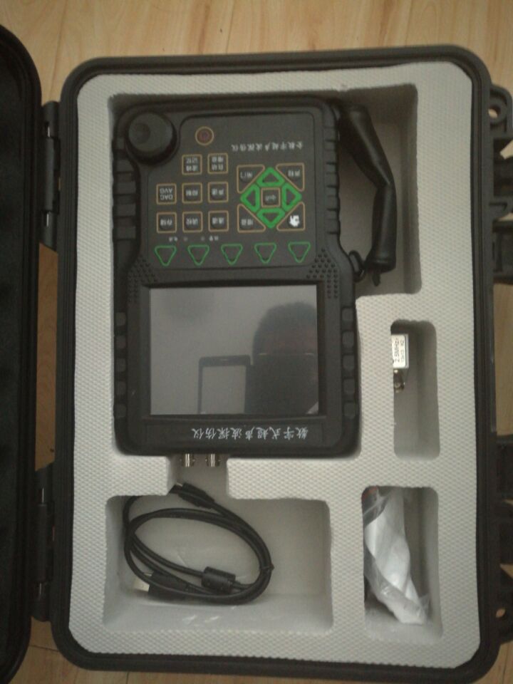 UT600数字式超声波探伤仪